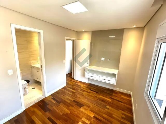 Casa à venda com 3 quartos, 120m² - Foto 3