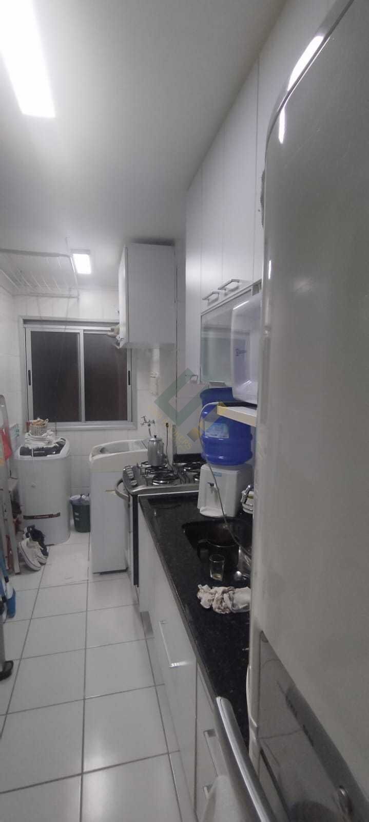 Apartamento à venda com 2 quartos, 47m² - Foto 3