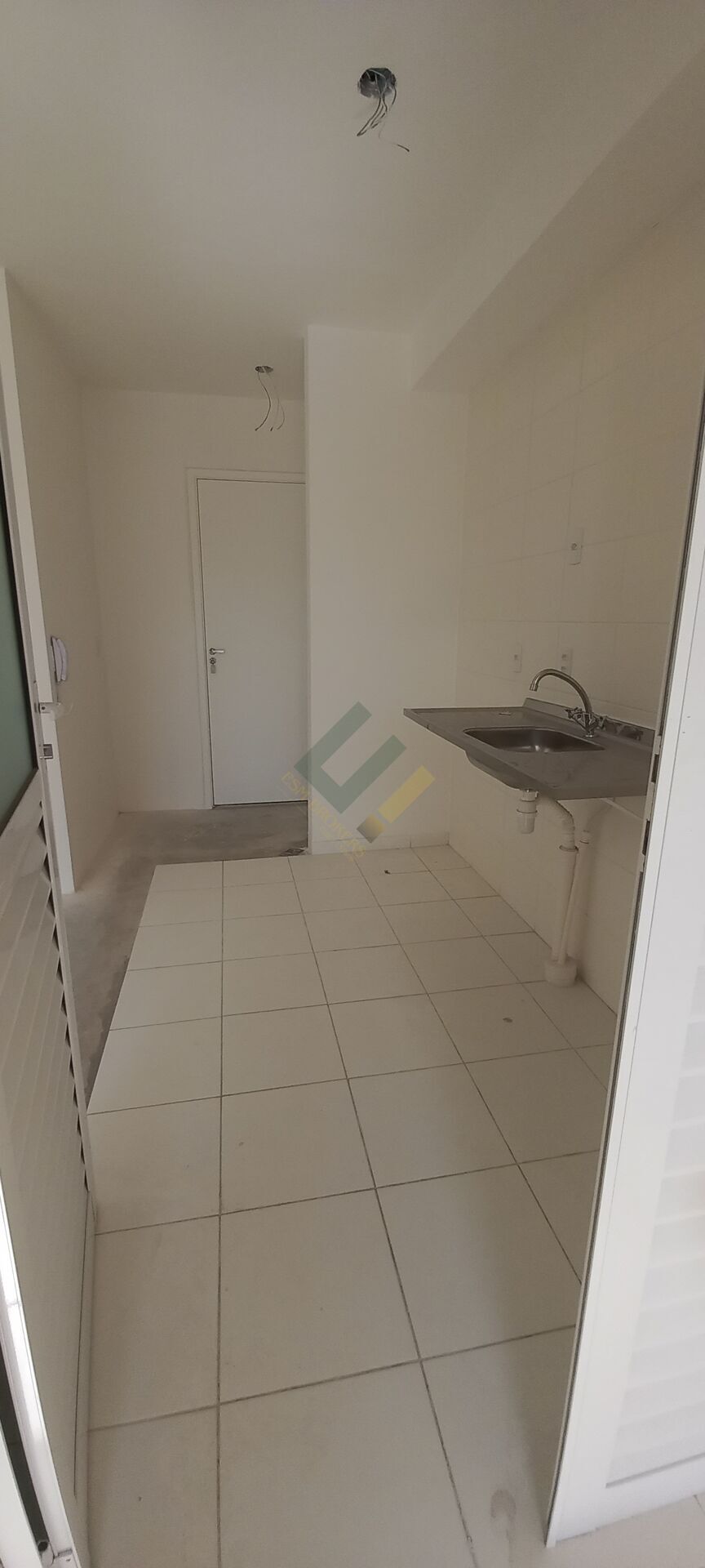 Apartamento à venda com 2 quartos, 41m² - Foto 14