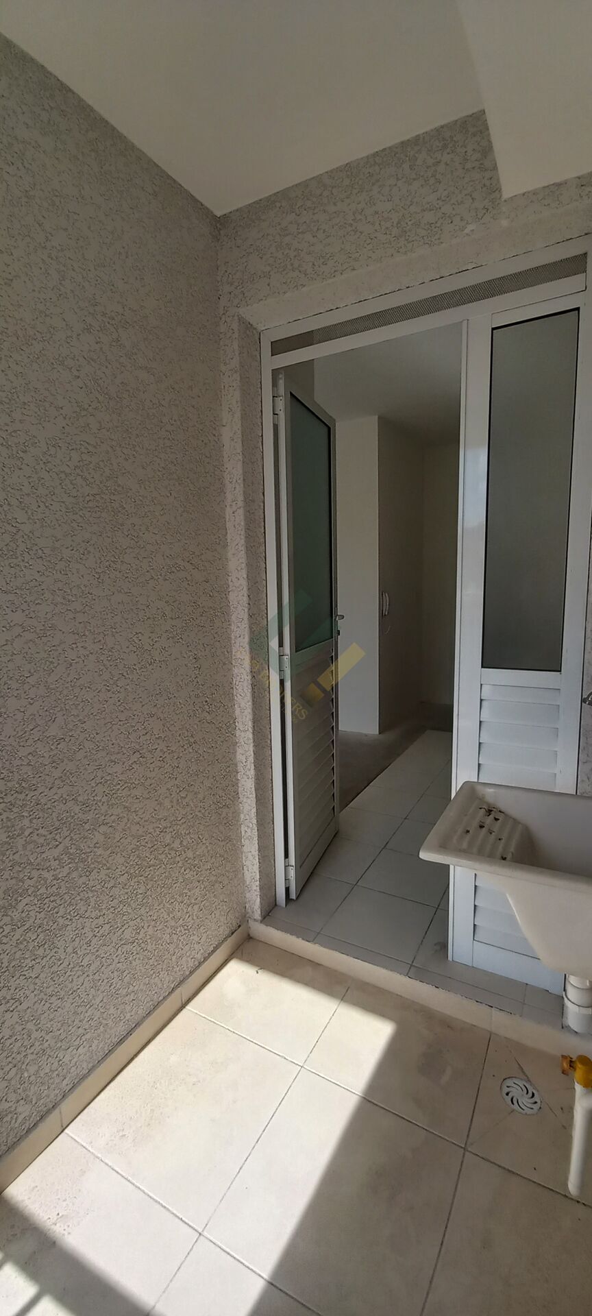 Apartamento à venda com 2 quartos, 41m² - Foto 12