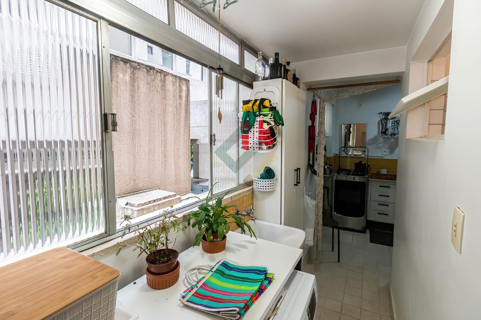 Apartamento à venda com 2 quartos, 86m² - Foto 29