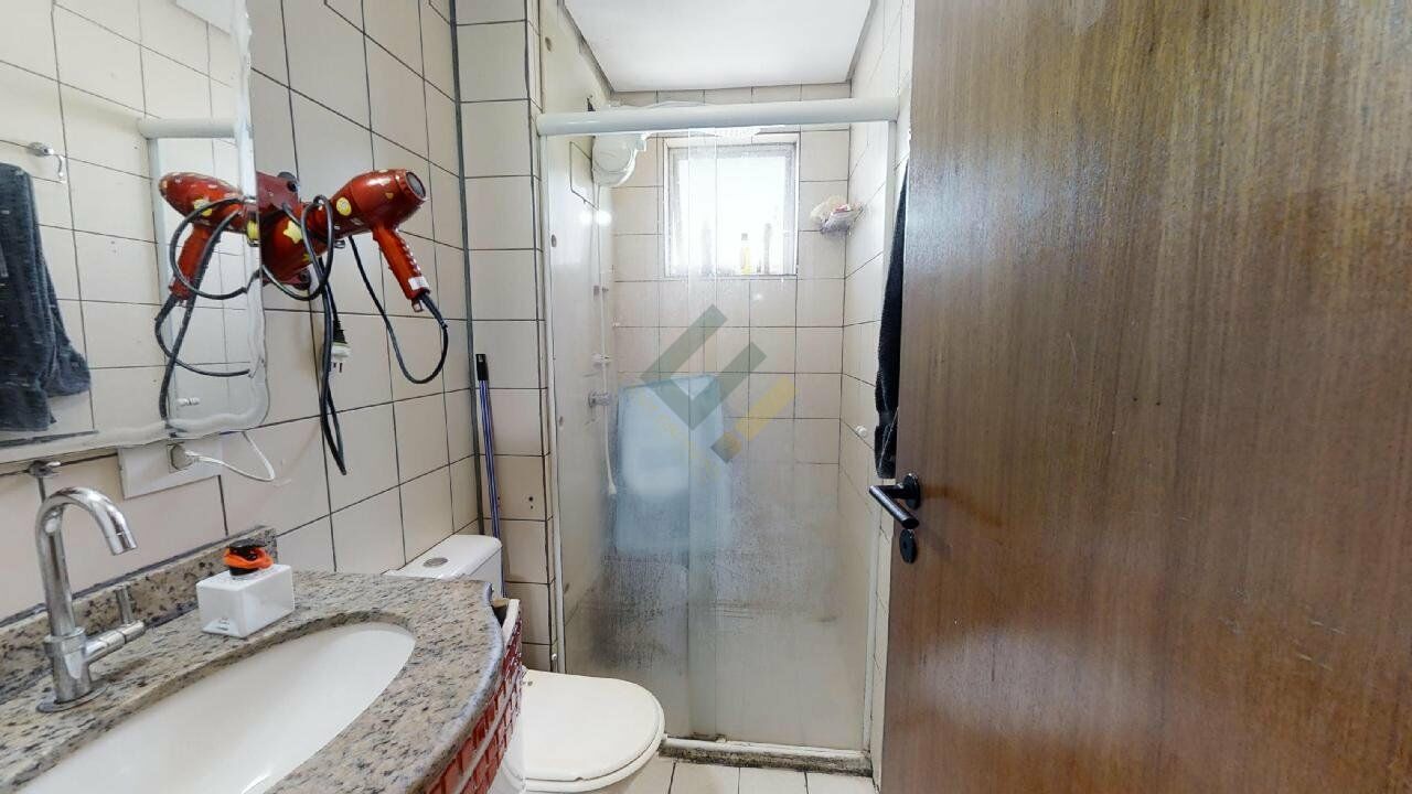 Apartamento à venda com 2 quartos, 51m² - Foto 2