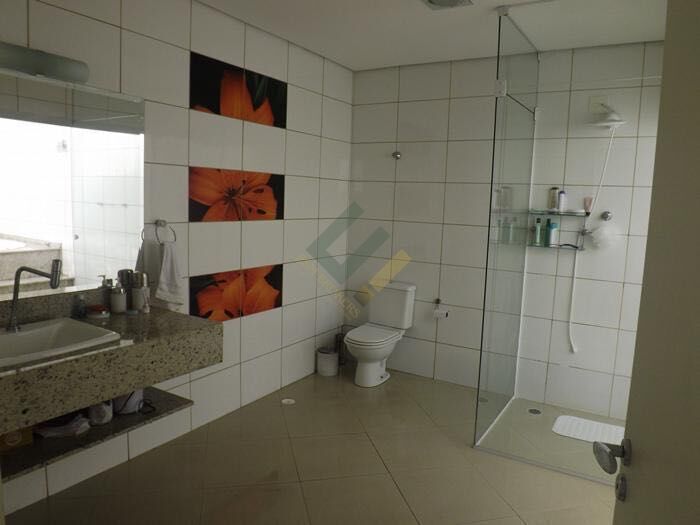 Sobrado à venda com 3 quartos, 250m² - Foto 8