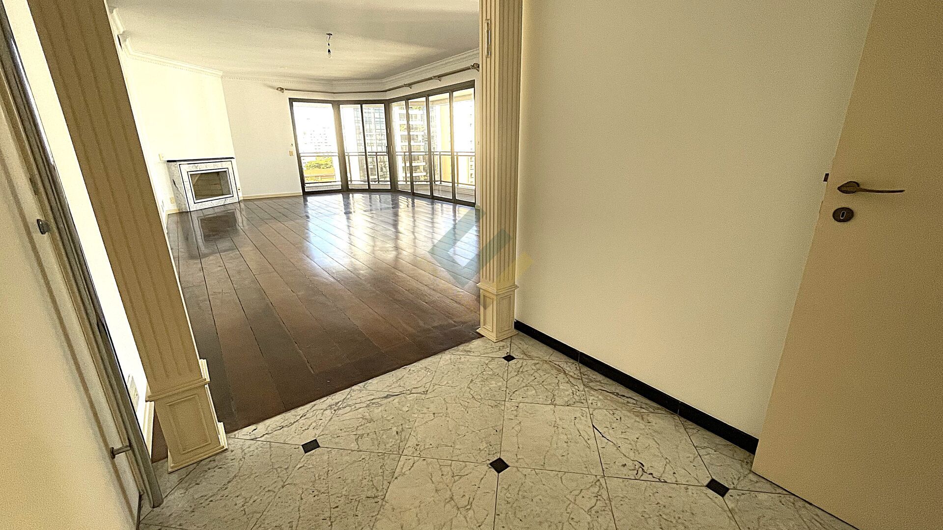 Apartamento, 4 quartos, 340 m² - Foto 2