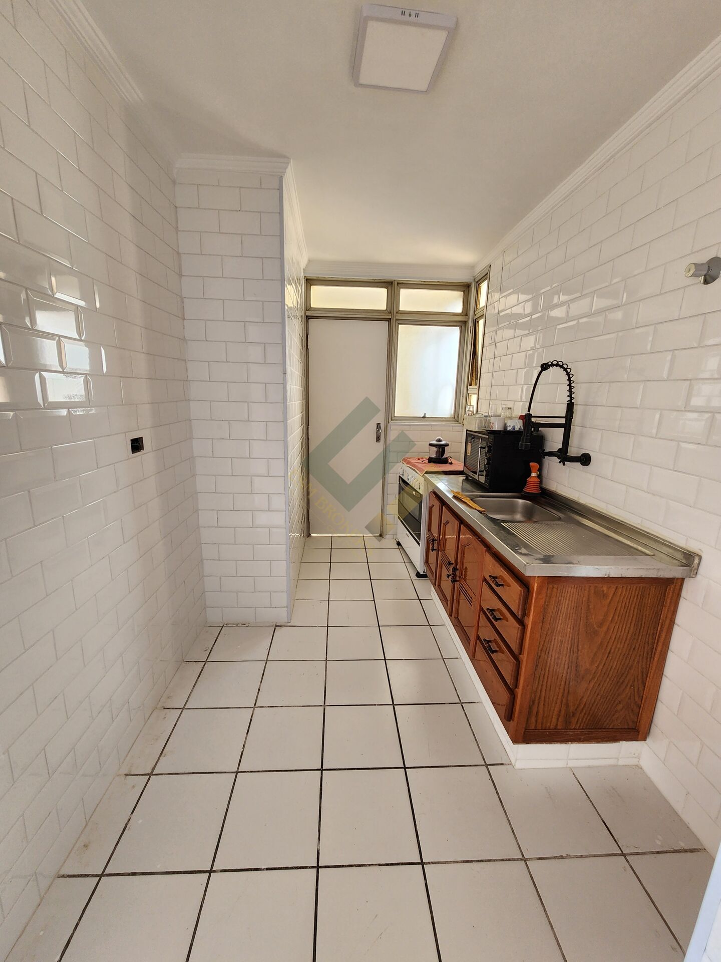 Apartamento à venda com 3 quartos, 80m² - Foto 11