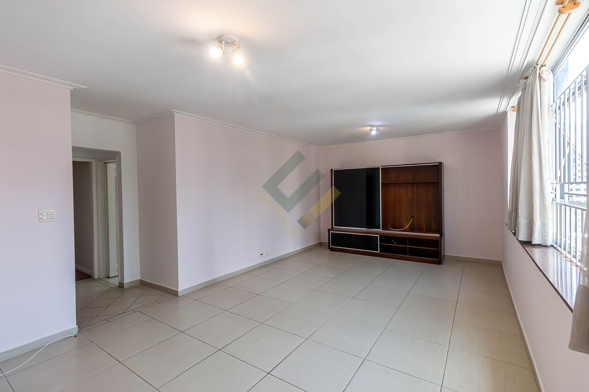 Apartamento para alugar com 2 quartos, 103m² - Foto 2