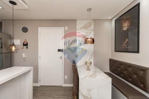 Apartamento à venda com 2 quartos, 44m² - Foto 4