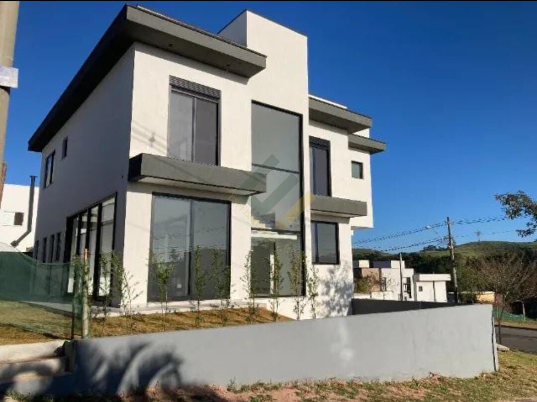 Casa à venda com 4 quartos, 342m² - Foto 3