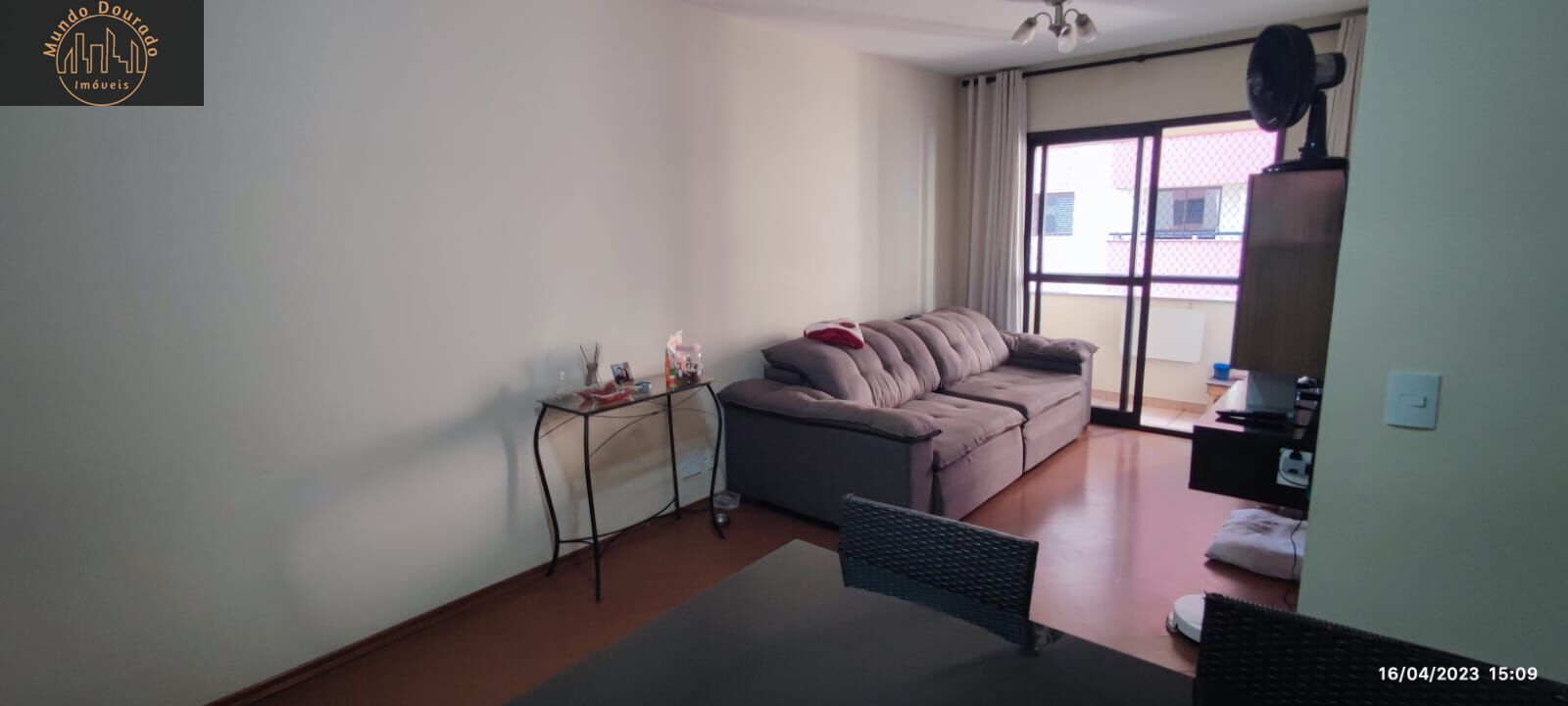 Apartamento à venda com 3 quartos, 75m² - Foto 1