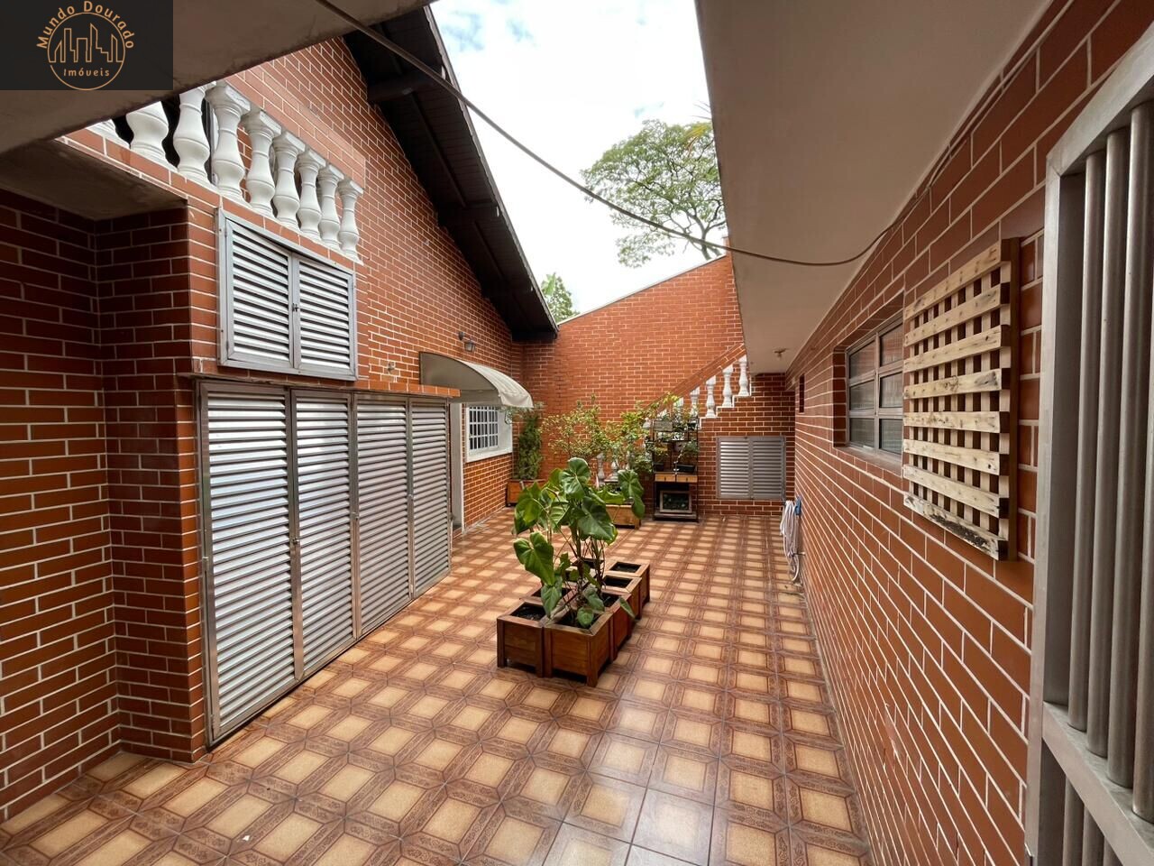 Casa à venda com 3 quartos, 257m² - Foto 8