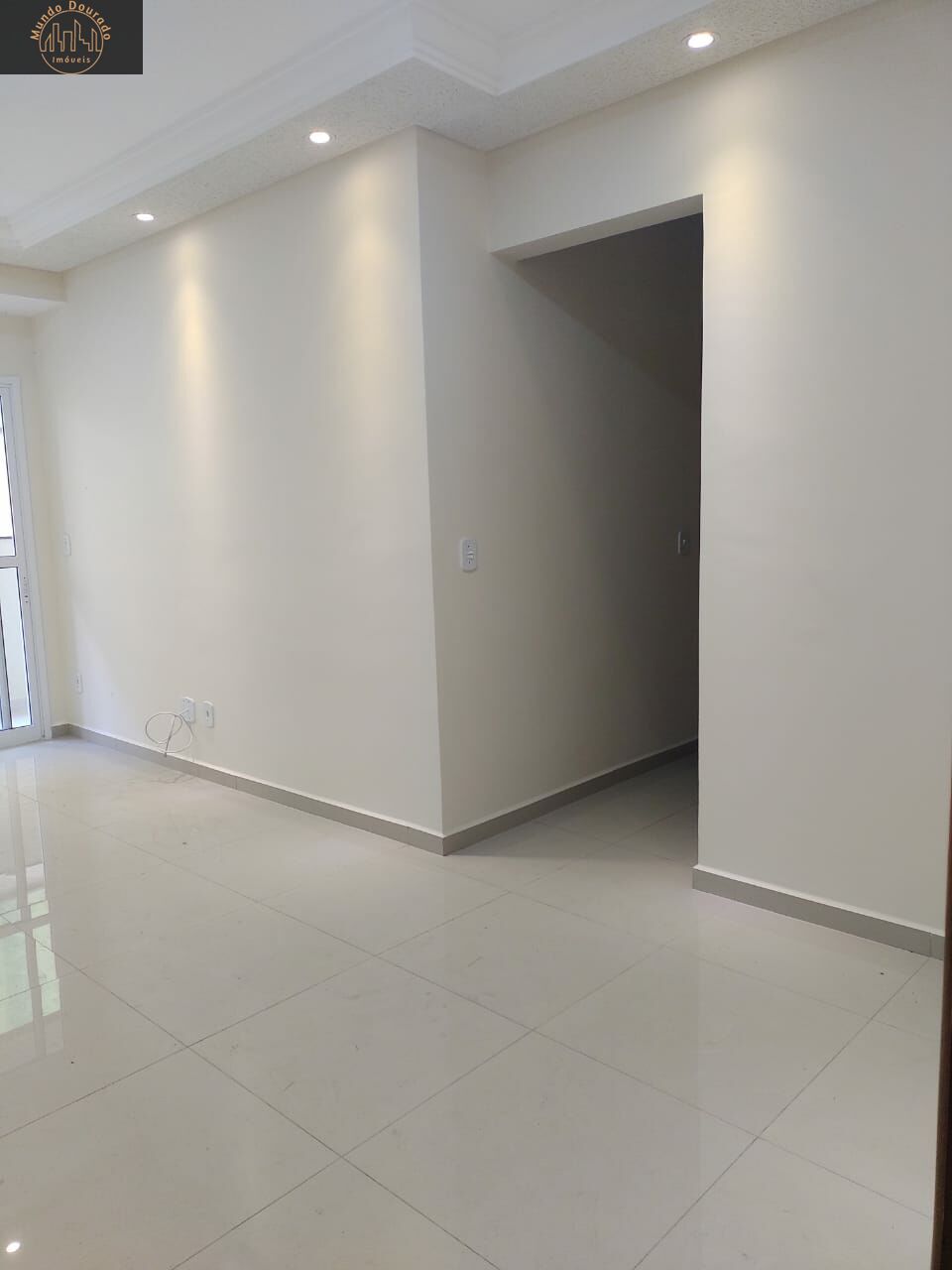 Apartamento à venda com 2 quartos, 69m² - Foto 5