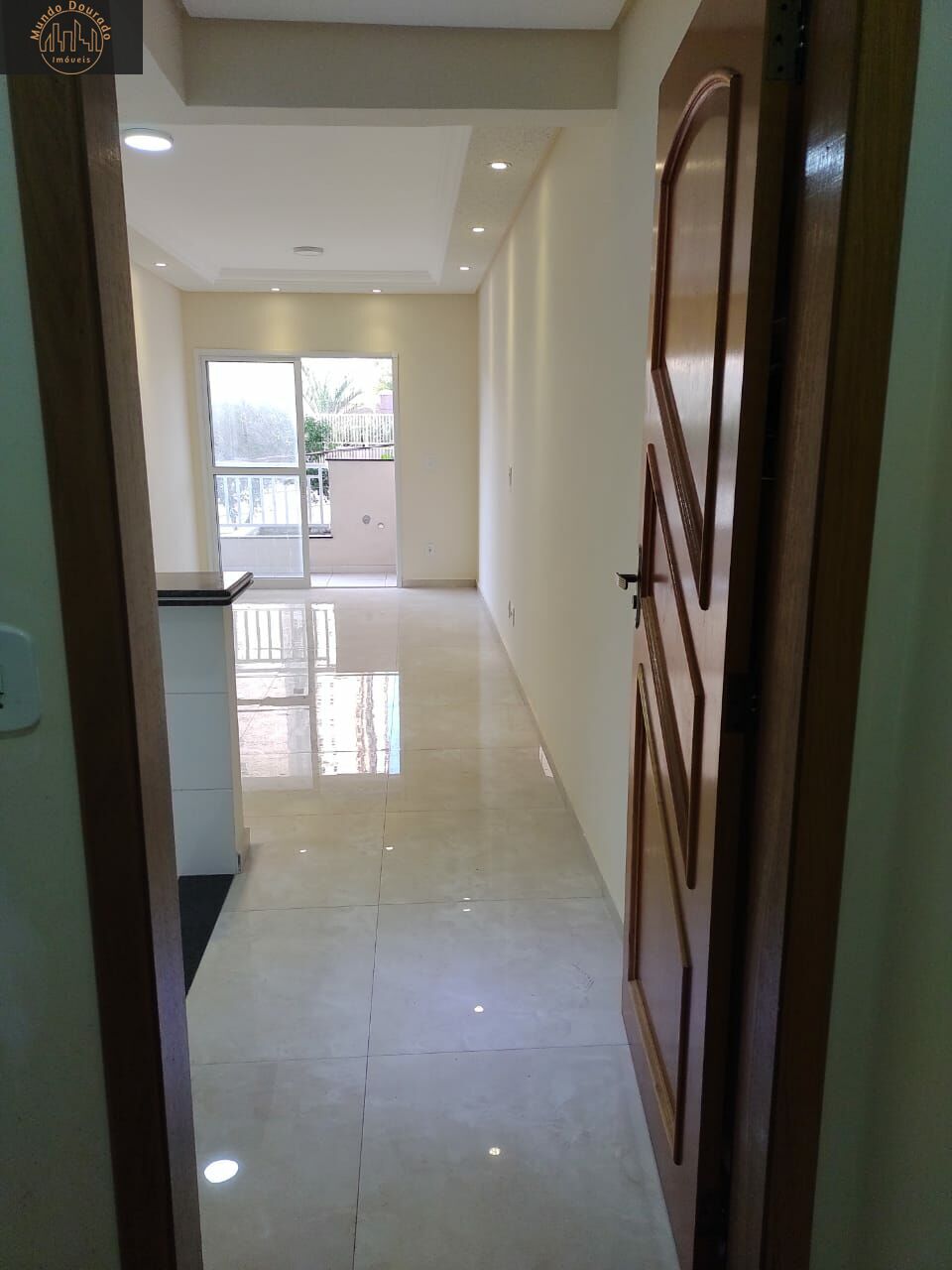 Apartamento à venda com 2 quartos, 69m² - Foto 3