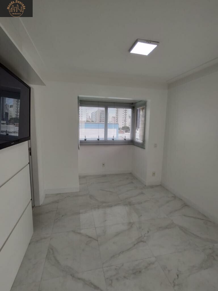 Apartamento à venda com 3 quartos, 128m² - Foto 28