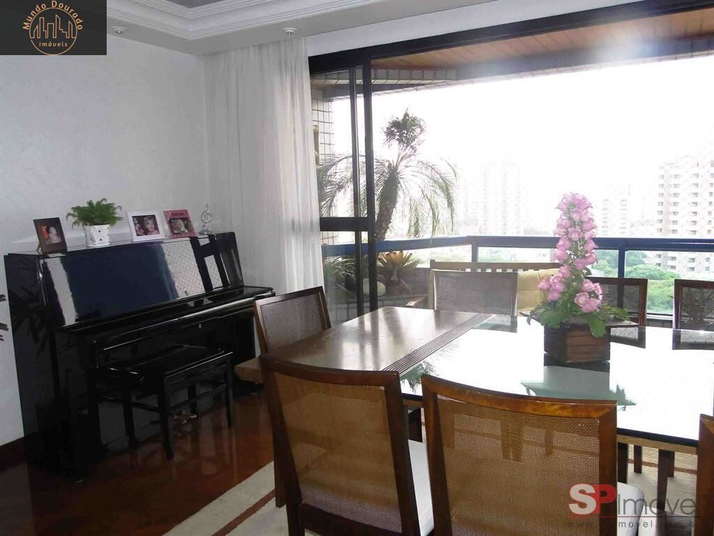 Apartamento à venda com 3 quartos, 156m² - Foto 2