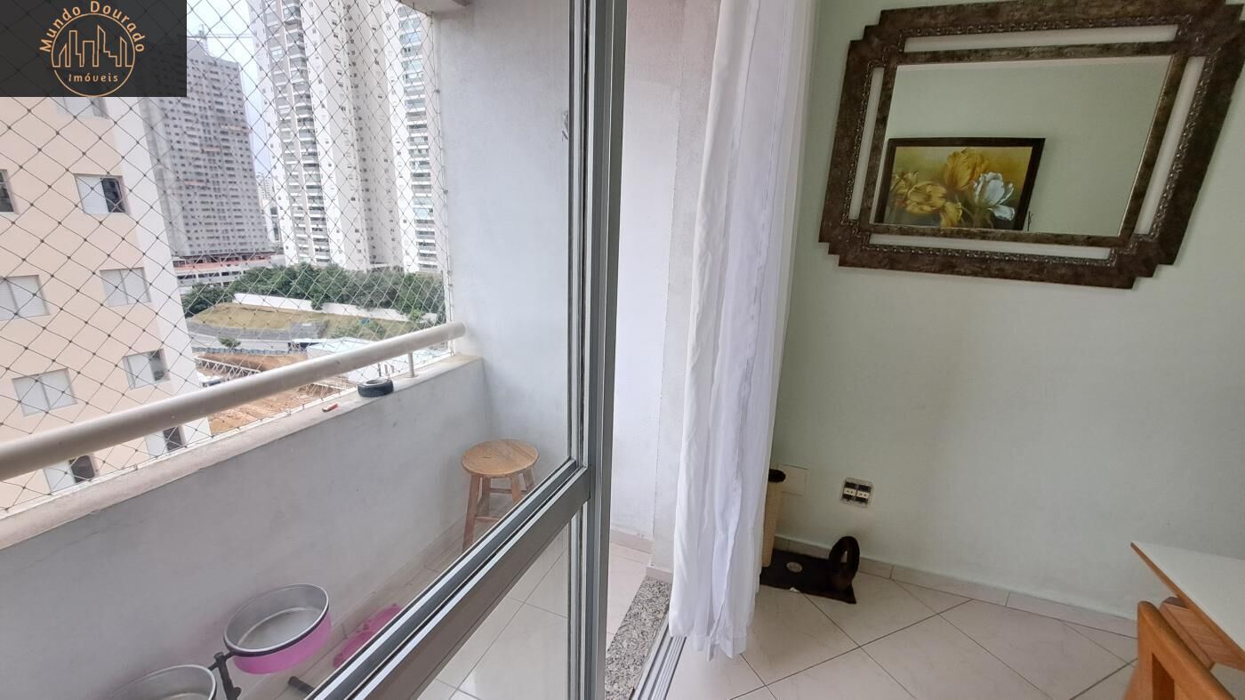 Apartamento à venda com 3 quartos, 97m² - Foto 7