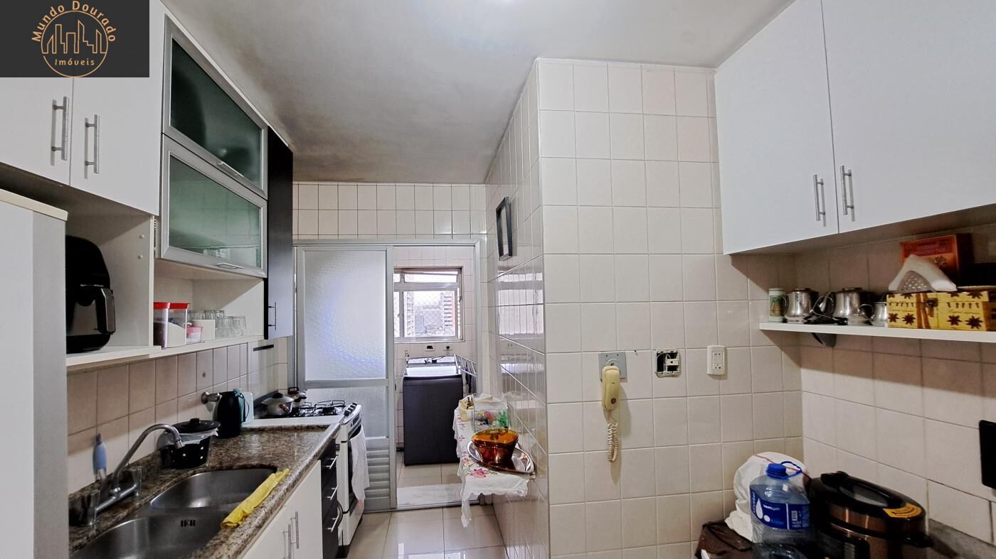 Apartamento à venda com 3 quartos, 97m² - Foto 9