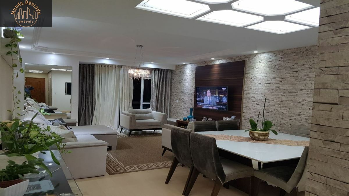 Apartamento à venda com 3 quartos, 134m² - Foto 1