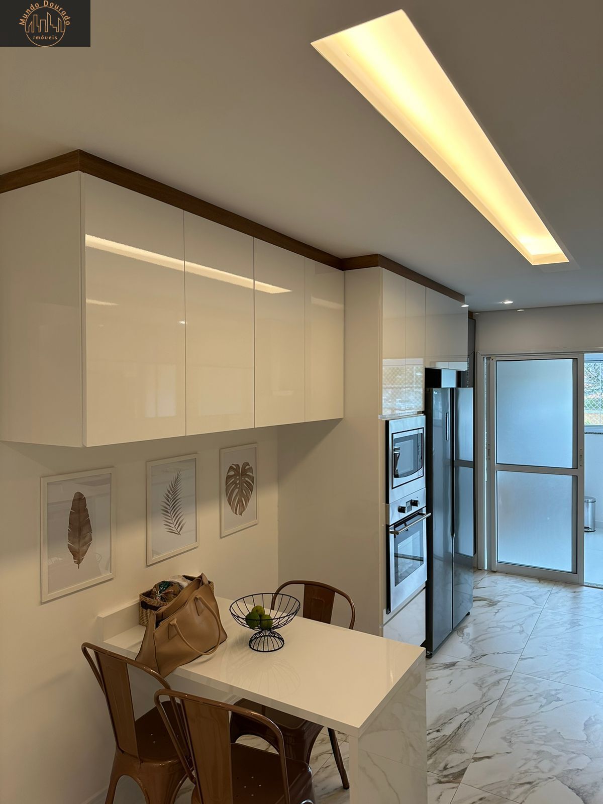 Apartamento à venda com 3 quartos, 158m² - Foto 1