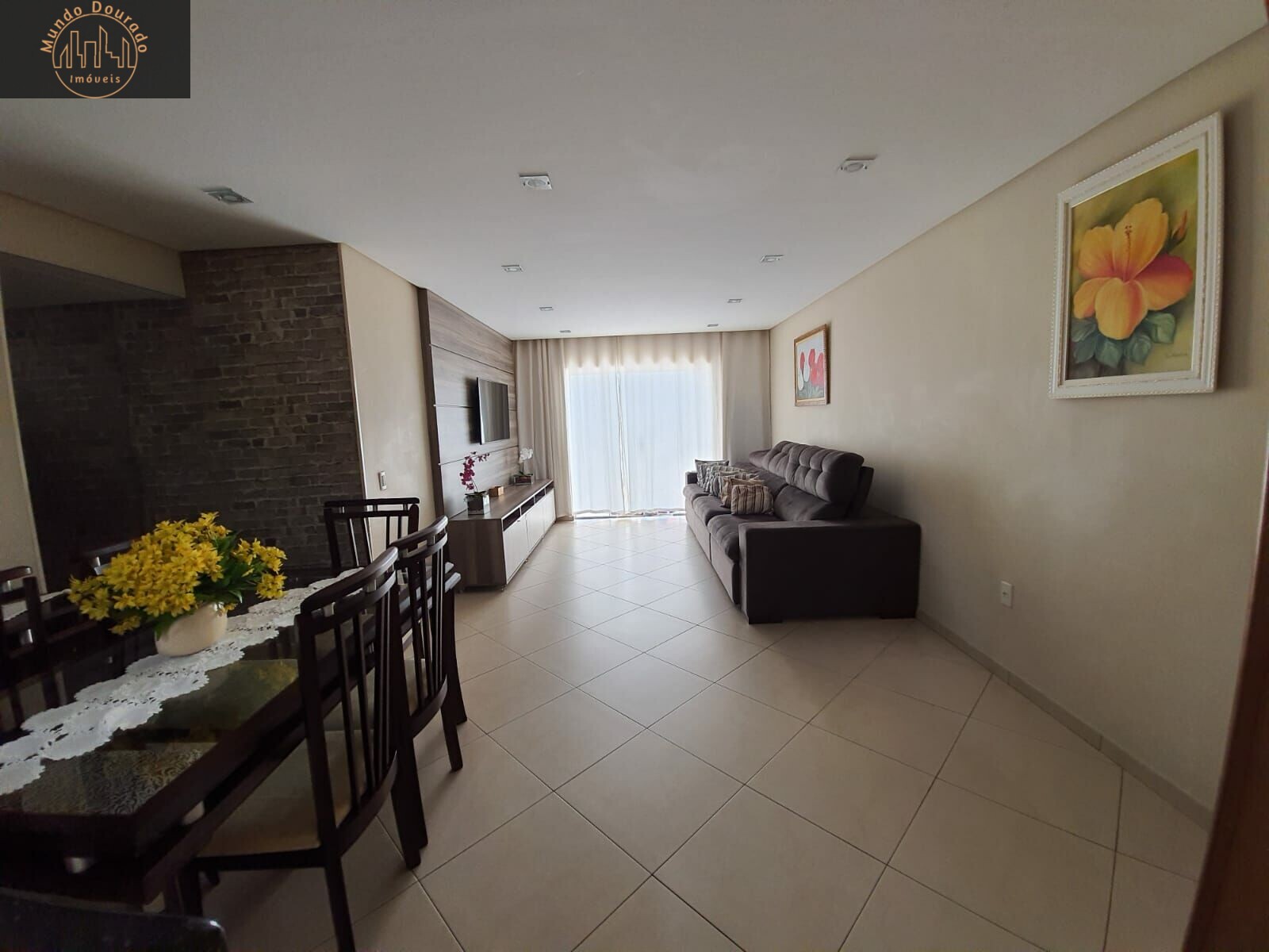 Apartamento à venda com 3 quartos, 130m² - Foto 1