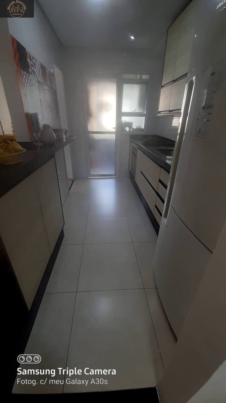 Apartamento à venda com 3 quartos, 93m² - Foto 4