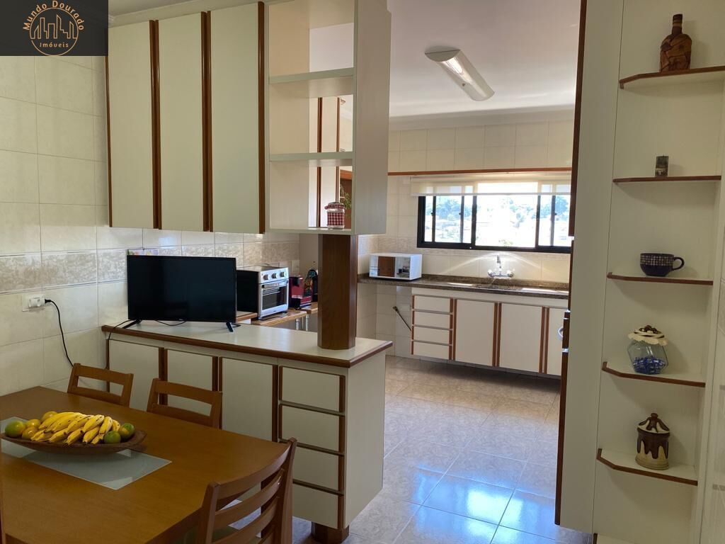 Apartamento à venda com 4 quartos, 185m² - Foto 3