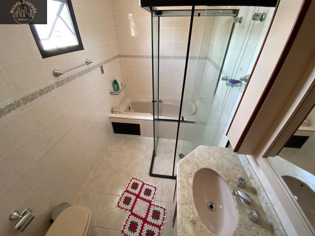 Apartamento à venda com 4 quartos, 185m² - Foto 17