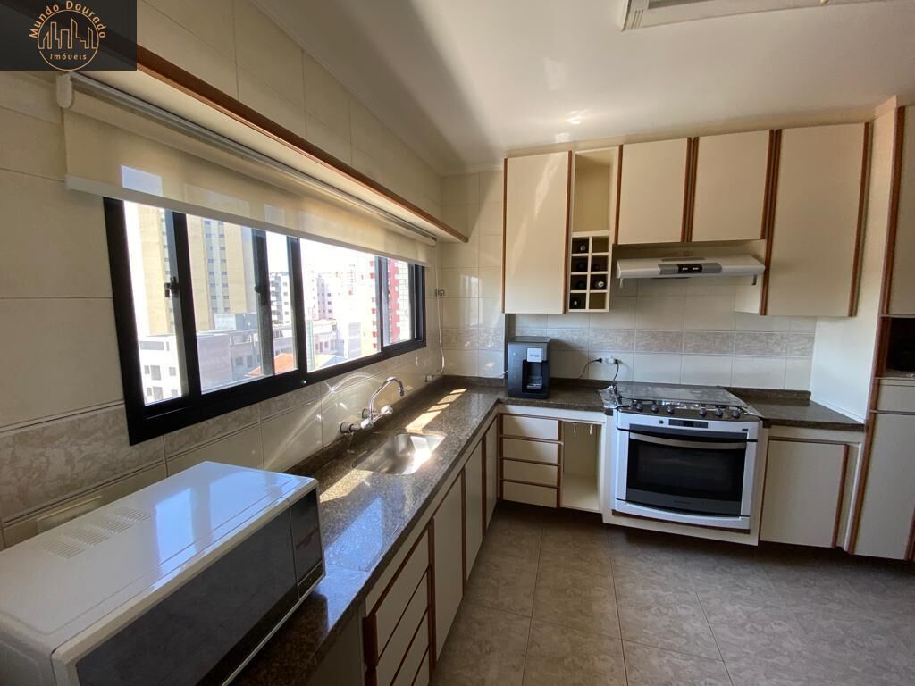 Apartamento à venda com 4 quartos, 185m² - Foto 4