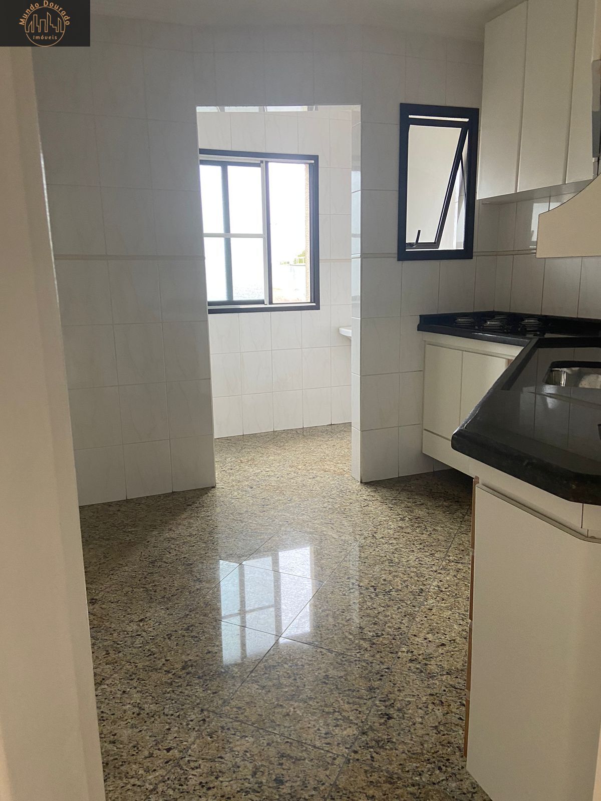 Apartamento à venda com 2 quartos, 60m² - Foto 4