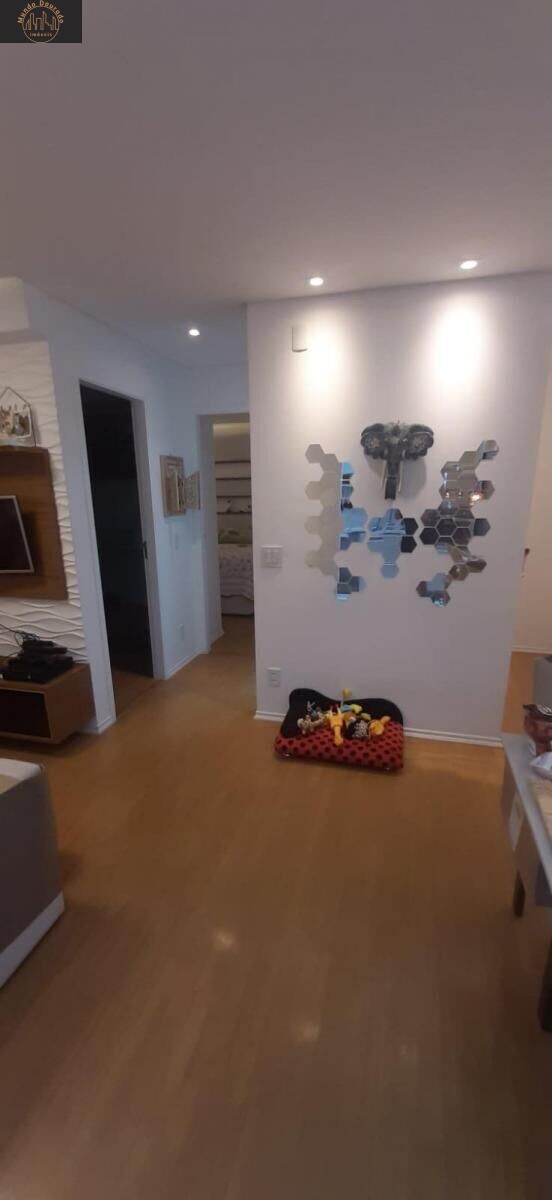 Apartamento à venda com 2 quartos, 63m² - Foto 18