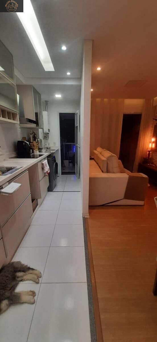 Apartamento à venda com 2 quartos, 63m² - Foto 14