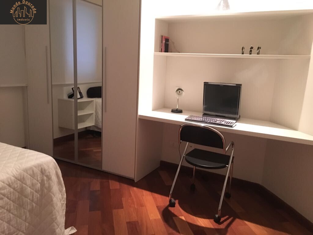 Apartamento à venda com 3 quartos, 130m² - Foto 2