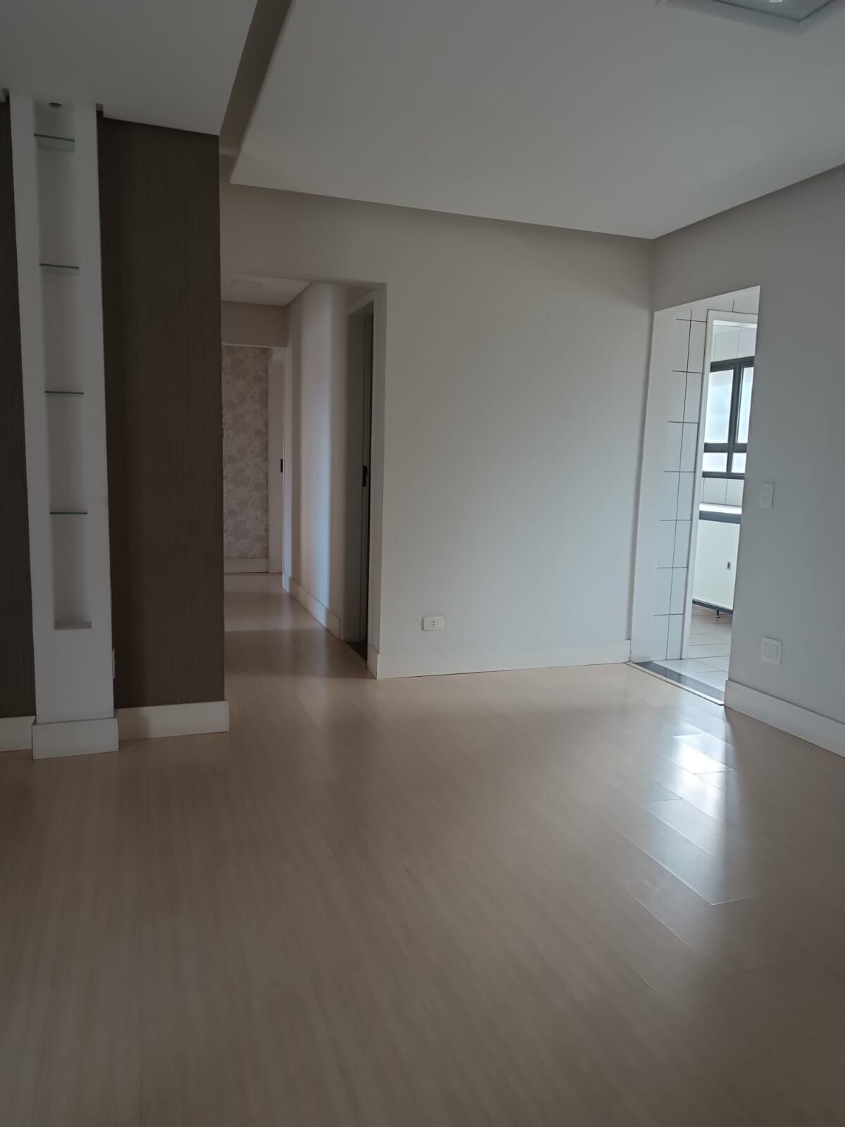 Apartamento à venda com 3 quartos, 98m² - Foto 1