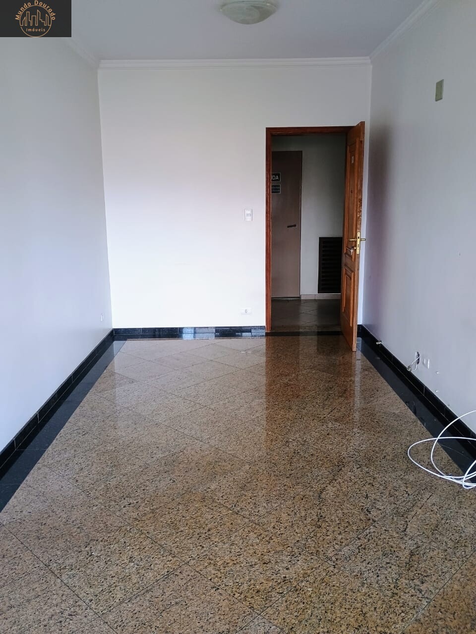 Apartamento à venda com 3 quartos, 82m² - Foto 3