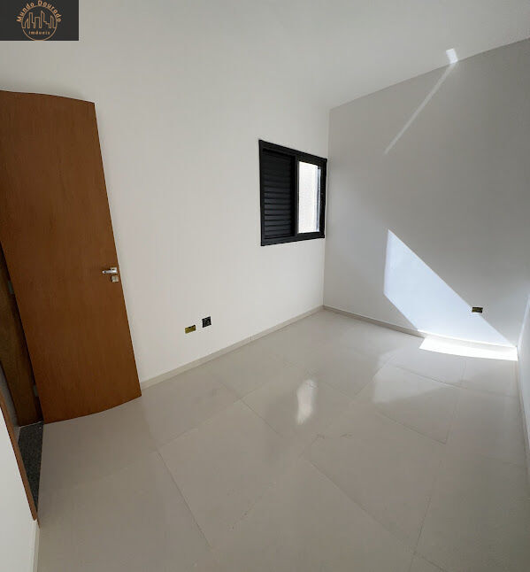 Cobertura à venda com 2 quartos, 84m² - Foto 2