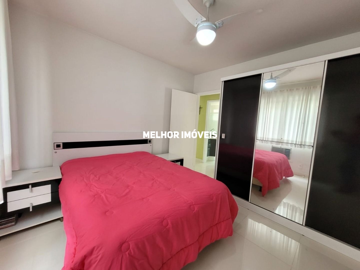 Apartamento para alugar com 2 quartos, 72m² - Foto 11