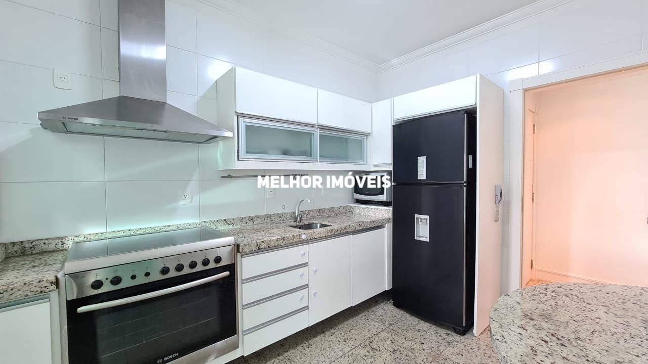 Apartamento à venda com 3 quartos, 134m² - Foto 3