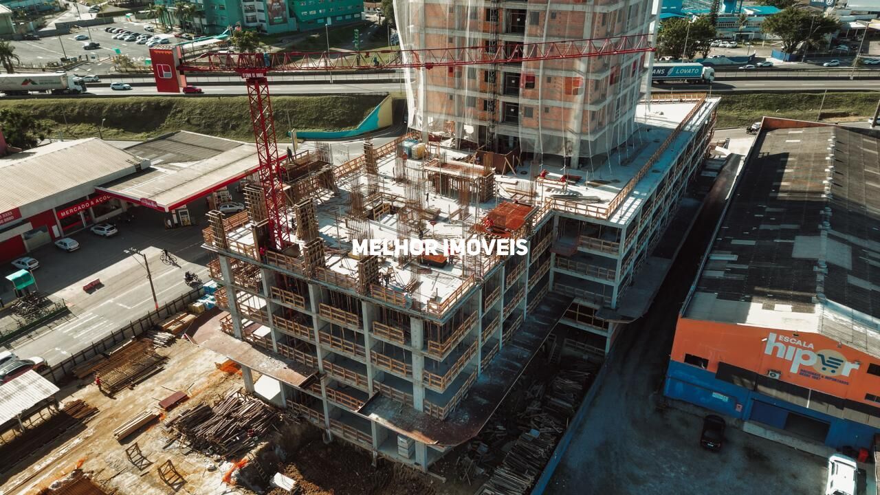 Apartamento à venda com 2 quartos, 64m² - Foto 32