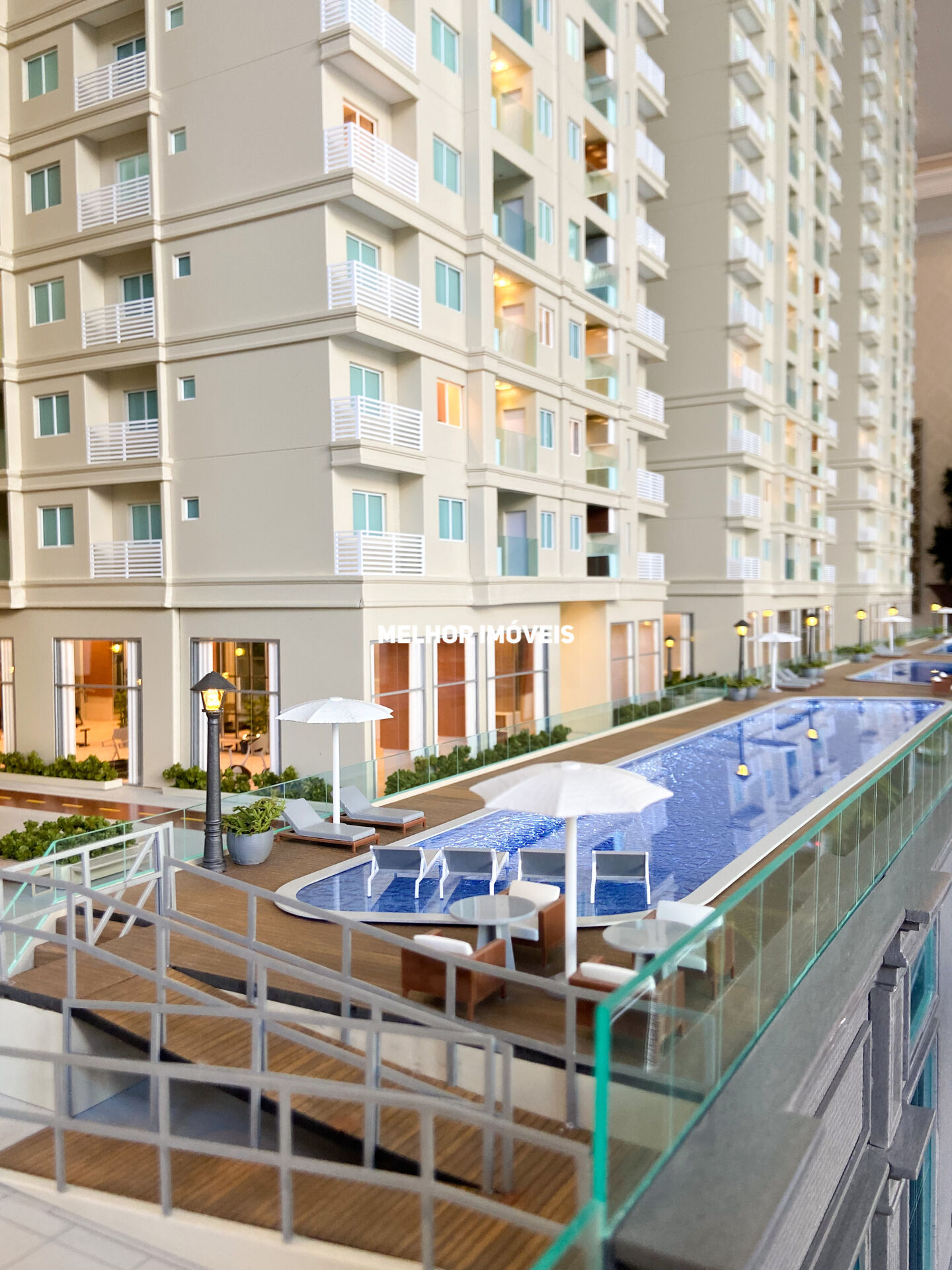 Apartamento à venda com 2 quartos, 64m² - Foto 27