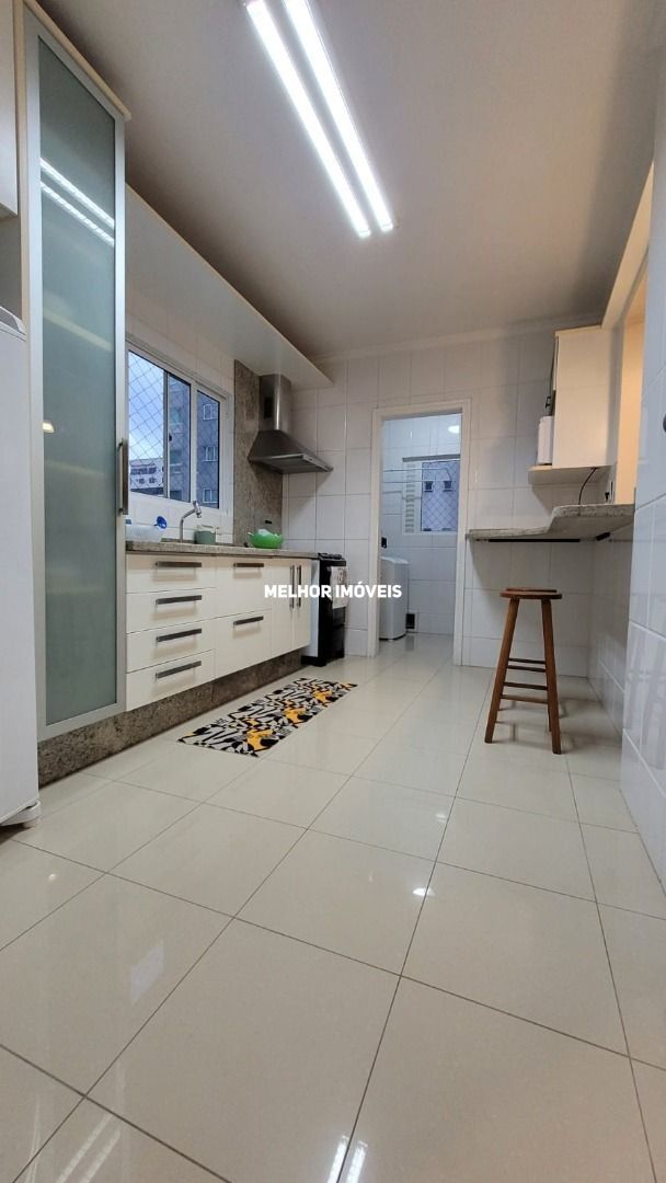 Apartamento à venda com 2 quartos, 94m² - Foto 5