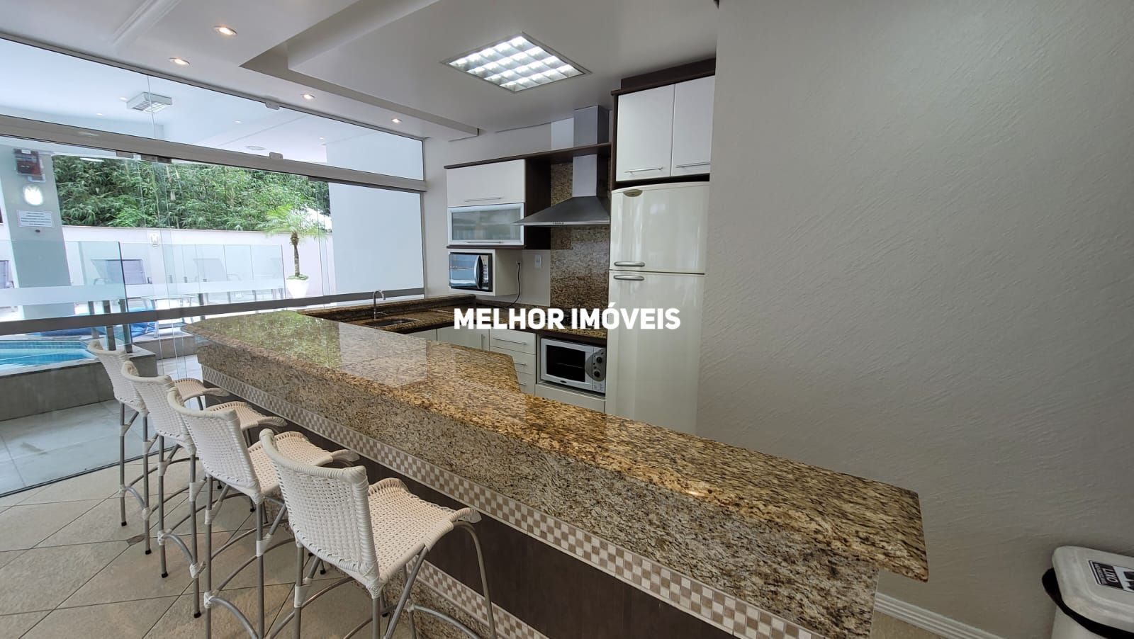 Apartamento à venda com 2 quartos, 94m² - Foto 17