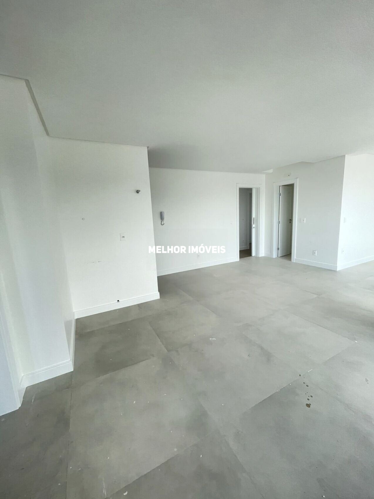 Apartamento à venda com 4 quartos, 151m² - Foto 3