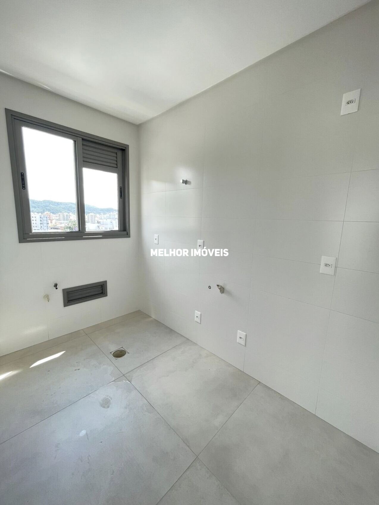 Apartamento à venda com 4 quartos, 151m² - Foto 5