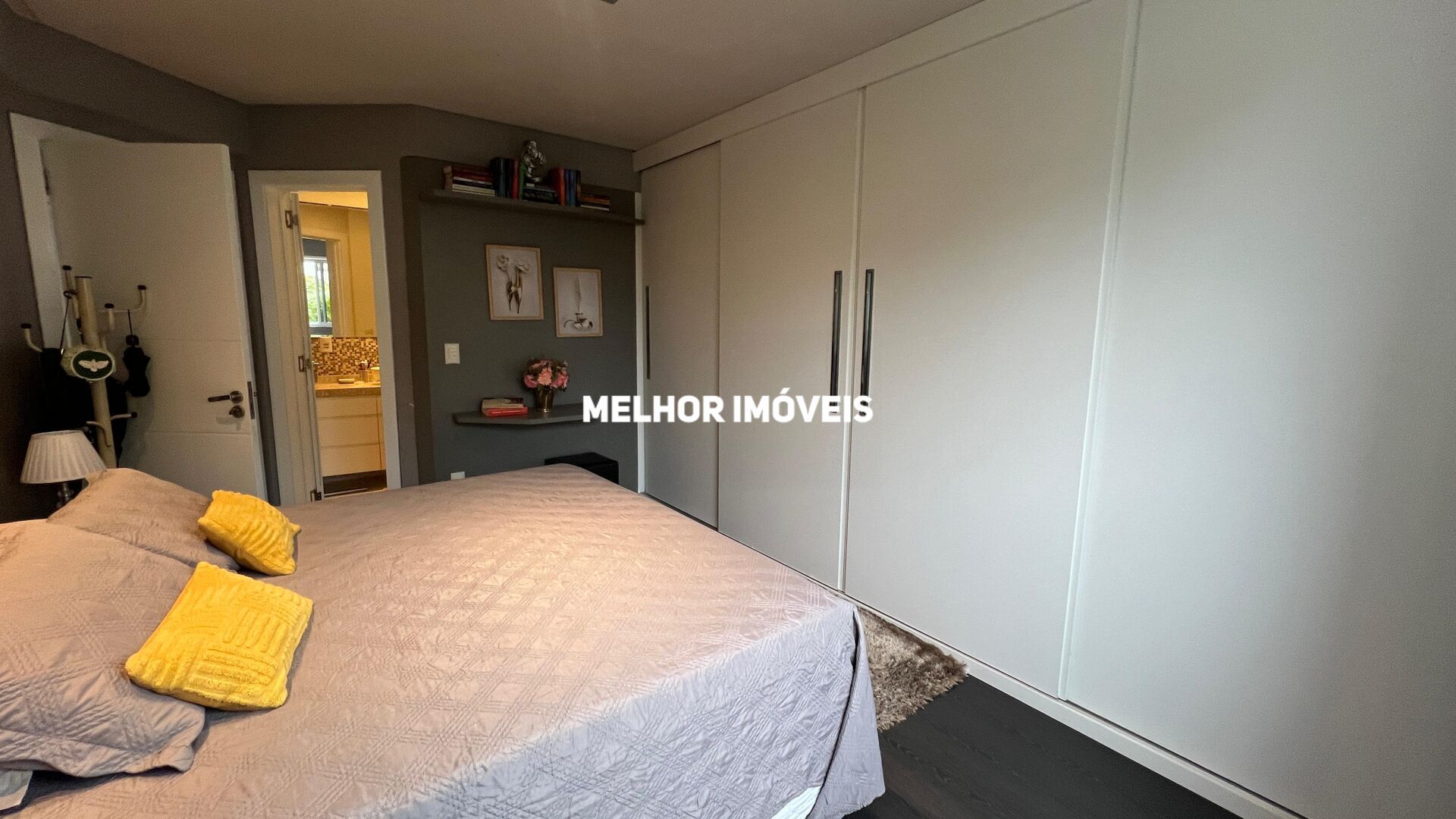 Apartamento à venda com 3 quartos, 209m² - Foto 33