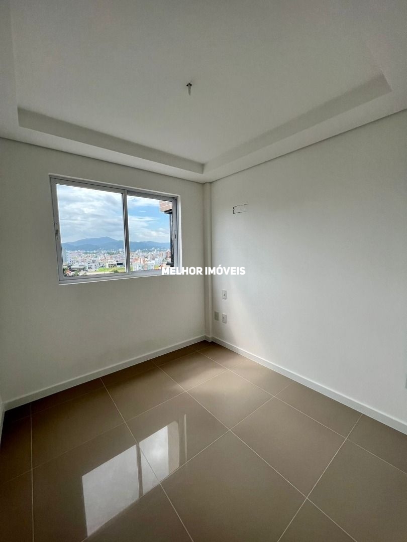 Apartamento à venda com 3 quartos, 76m² - Foto 10