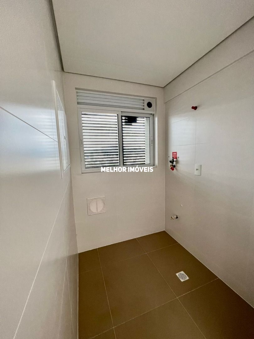 Apartamento à venda com 3 quartos, 76m² - Foto 6