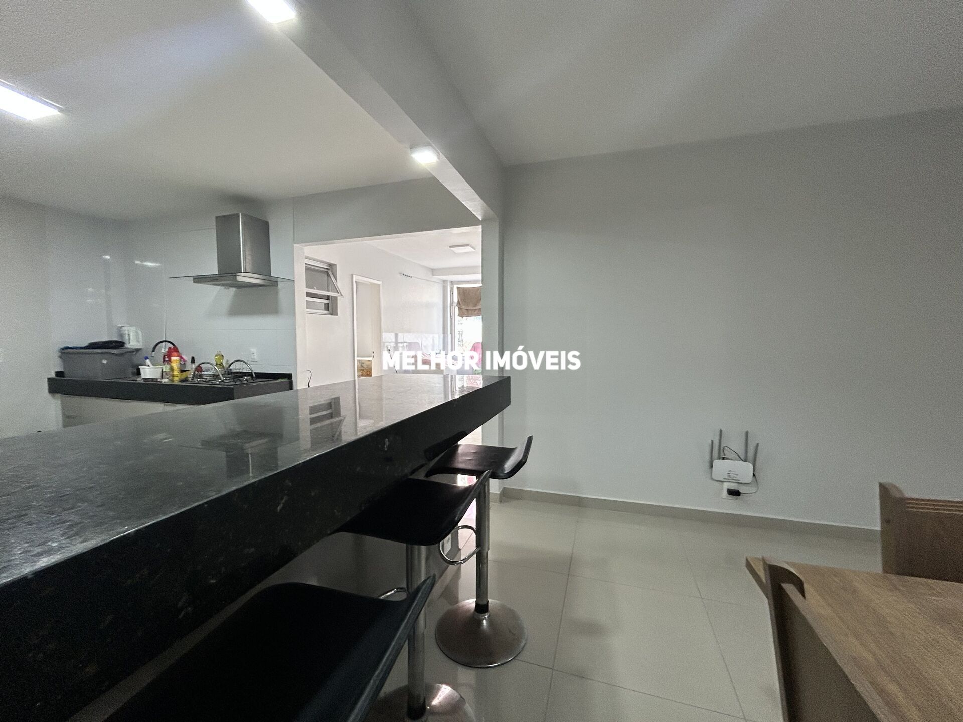 Apartamento para alugar com 2 quartos, 90m² - Foto 8