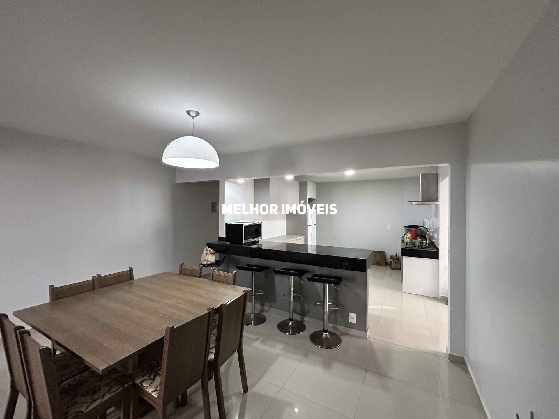 Apartamento para alugar com 2 quartos, 90m² - Foto 4