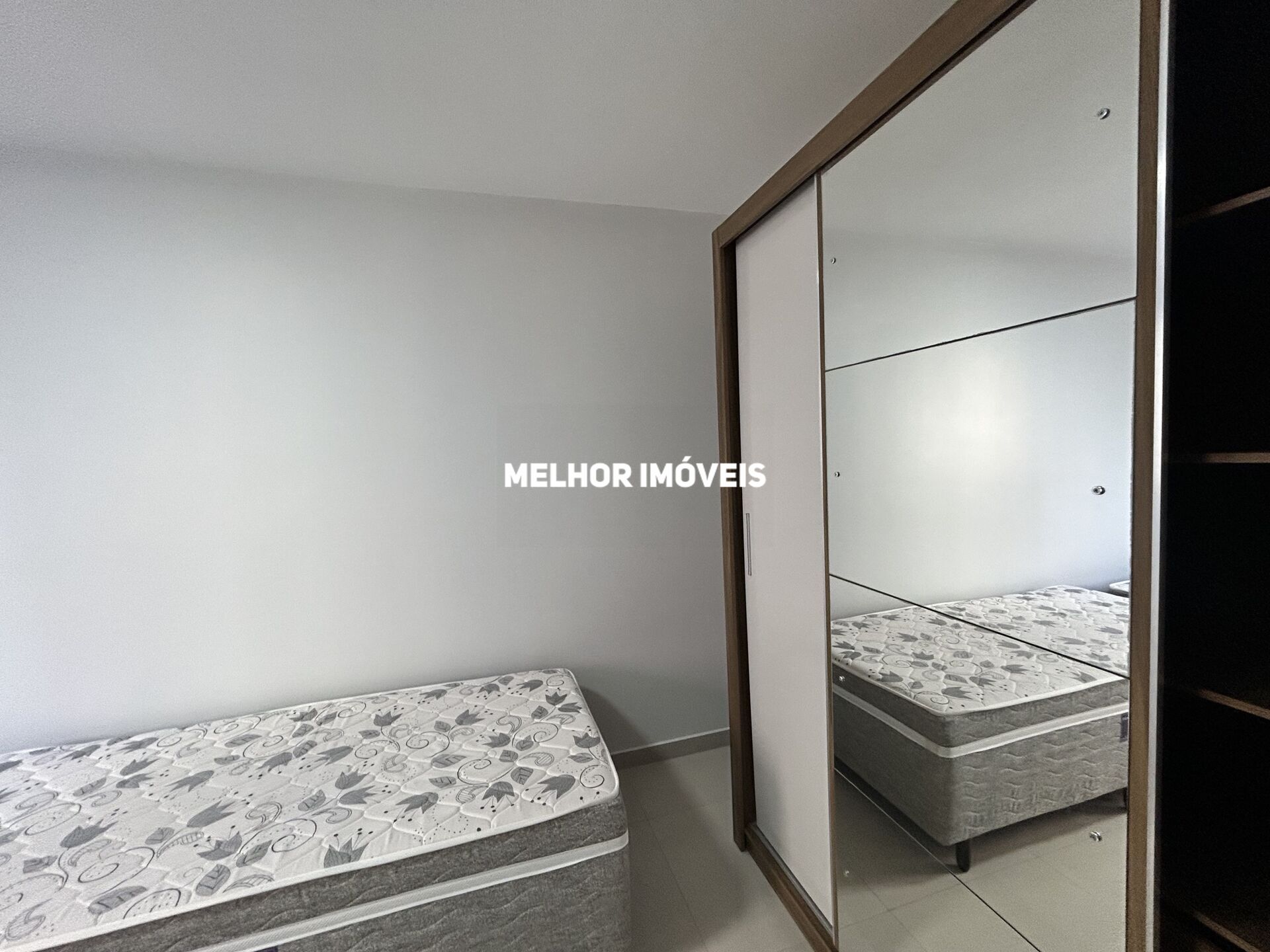Apartamento para alugar com 2 quartos, 90m² - Foto 18