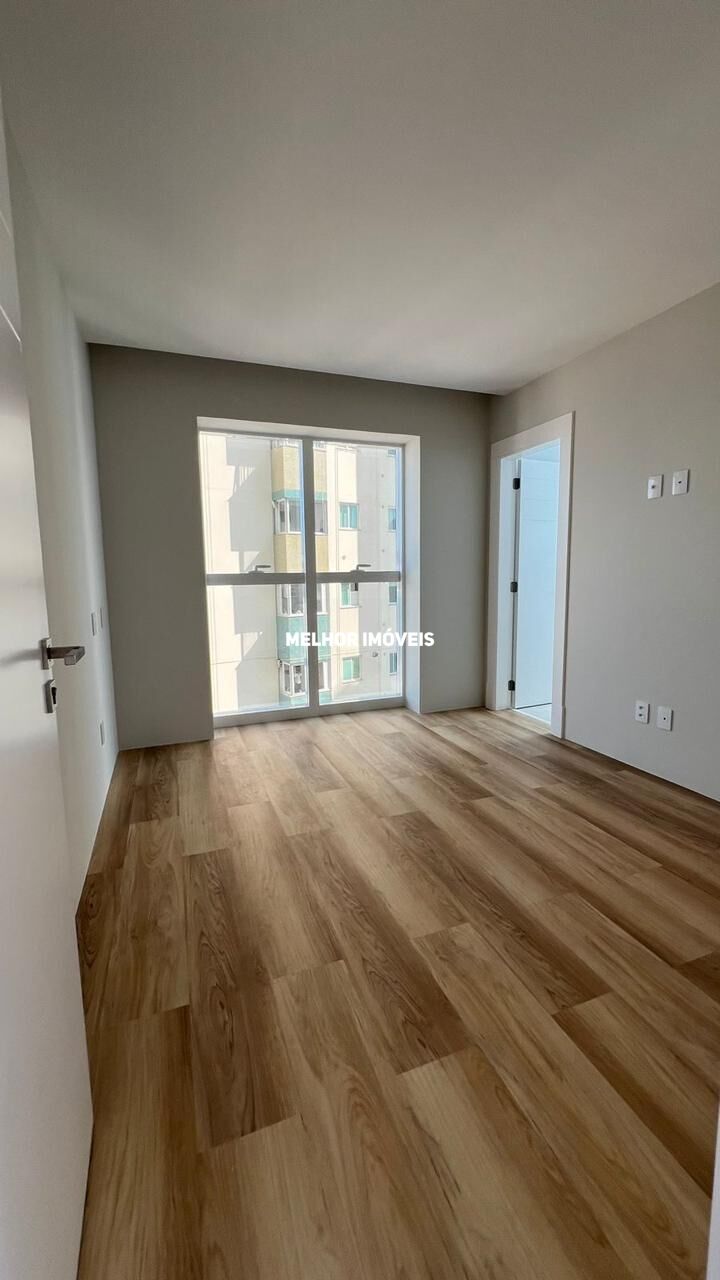 Apartamento à venda com 4 quartos, 150m² - Foto 15