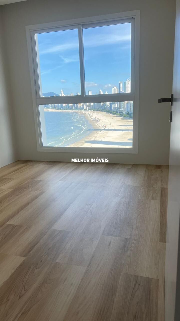 Apartamento à venda com 4 quartos, 150m² - Foto 8